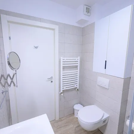 Foa Appartement Mamaia